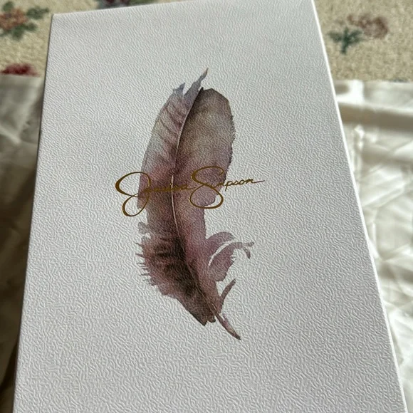 Black lace heels never worn 3 and a half inch heel - Picture 3 of 5